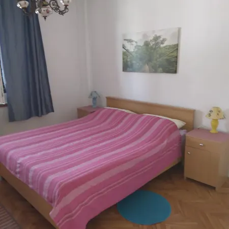 Elide 2427 Umag